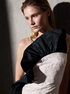 Silbon Vestidos, Monos Y Faldas-Vestido CaprileX bicolor volante marfil Crema