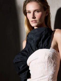 Silbon Vestidos, Monos Y Faldas-Vestido CaprileX bicolor volante marfil Crema